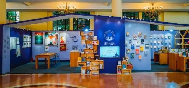 上海书展惊现最美摊位，大鱼海棠与互联网销售交相辉映